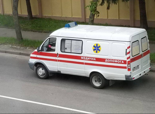 На Дніпропетровщині оштрафували водія швидкої, який віз поранених з фронту фото На Дніпропетровщині оштрафували водія швидкої, який віз поранених з фронту фото